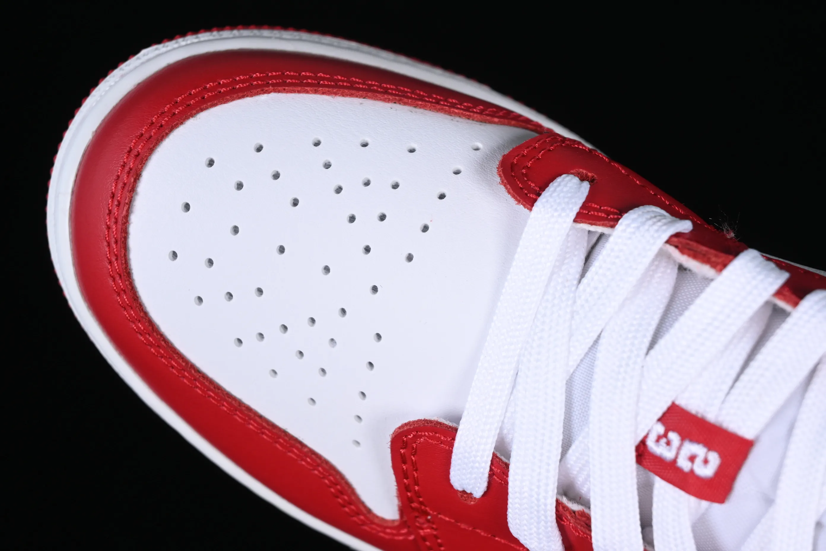 All categories Air Jordan Jordan series basketball shoes Air Jordan 1 Low G version pure original Air Jordan 1 Low SE AJ1 Joe 1 white and red low-top cultural casual sneakers 553560-611